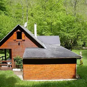https://chalet-du-cerf-casque.midi-pyreneeshotels.com