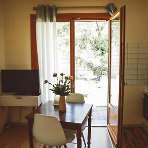 https://neydens-37.hotels-rhonealpes.com